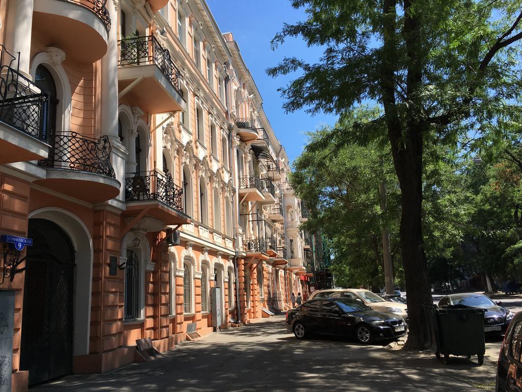 Apartamenty Na Sofievskoy Odessa Ngoại thất bức ảnh