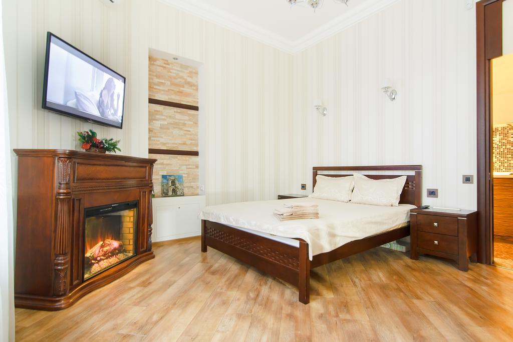 Apartamenty Na Sofievskoy Odessa Ngoại thất bức ảnh