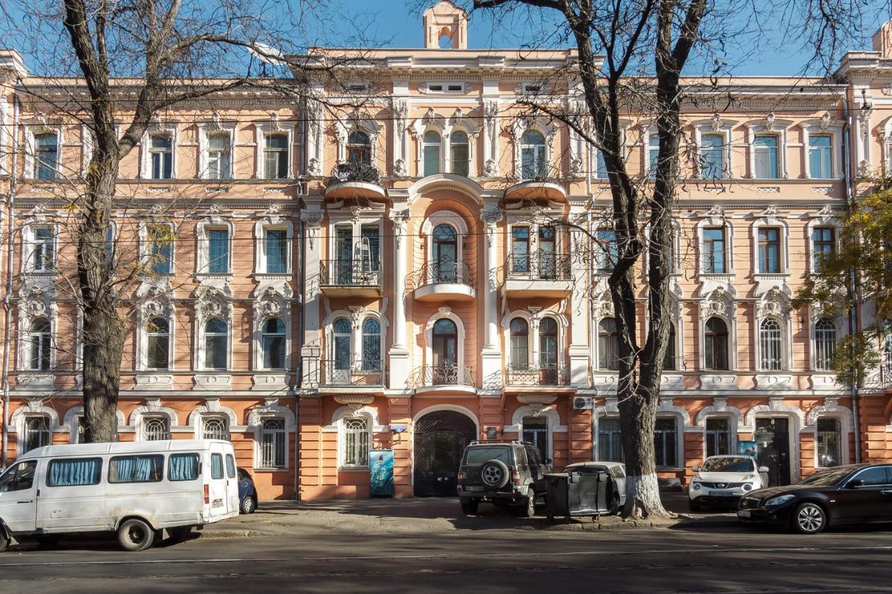 Apartamenty Na Sofievskoy Odessa Ngoại thất bức ảnh