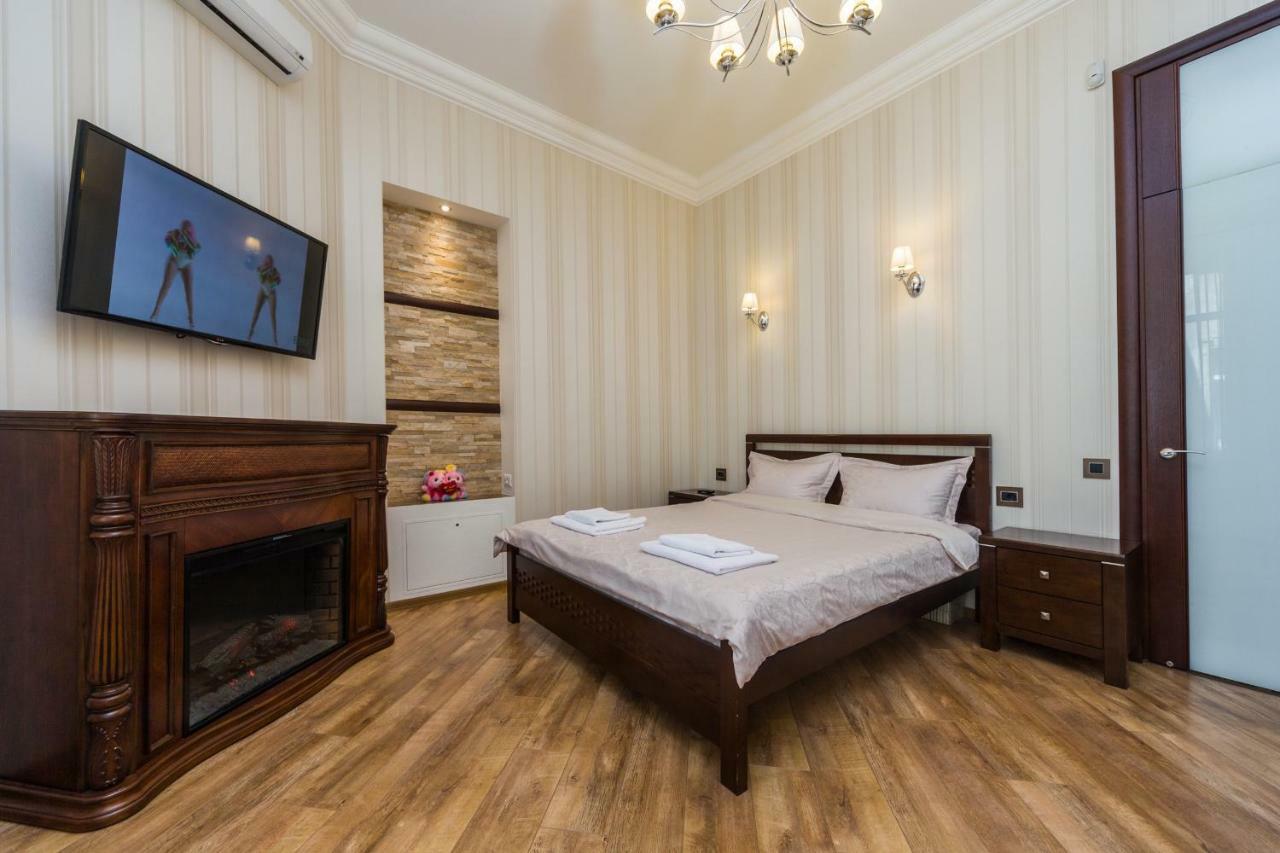 Apartamenty Na Sofievskoy Odessa Ngoại thất bức ảnh