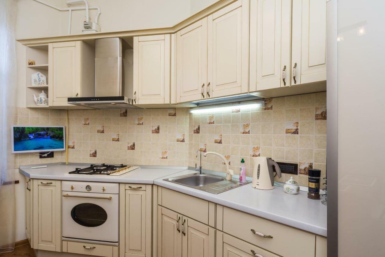 Apartamenty Na Sofievskoy Odessa Ngoại thất bức ảnh
