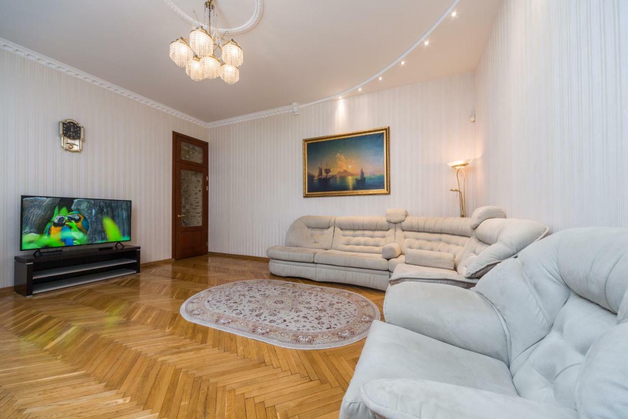 Apartamenty Na Sofievskoy Odessa Ngoại thất bức ảnh
