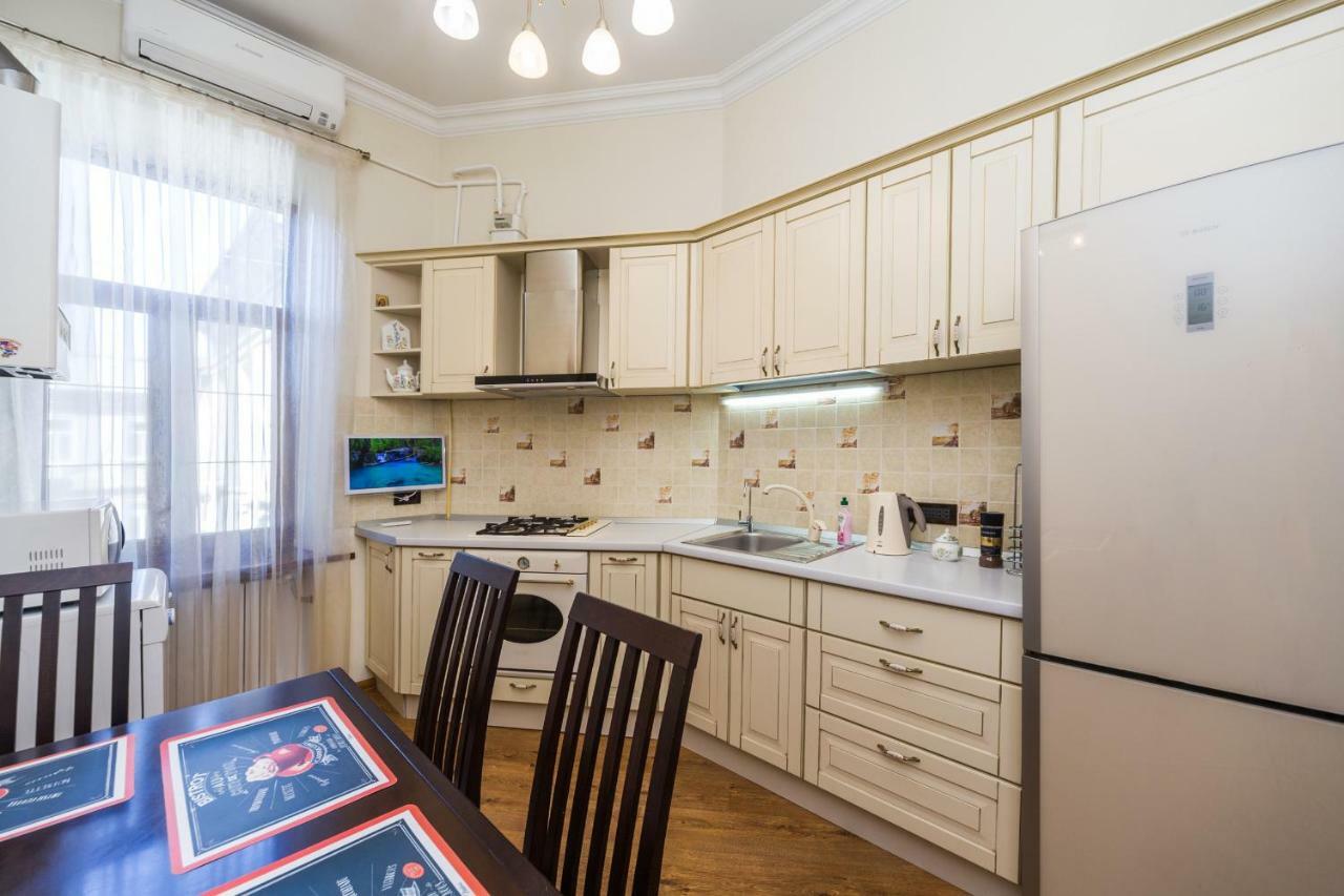 Apartamenty Na Sofievskoy Odessa Ngoại thất bức ảnh