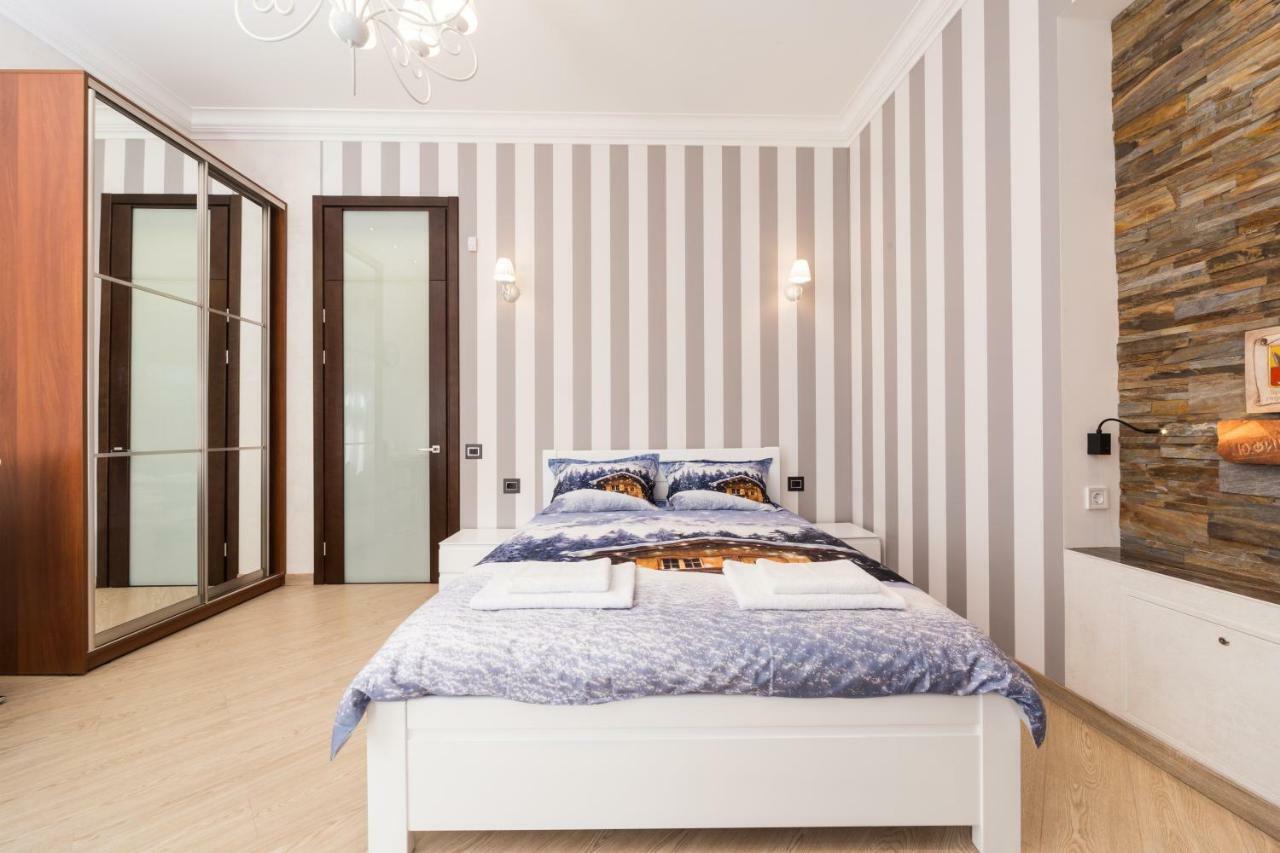 Apartamenty Na Sofievskoy Odessa Ngoại thất bức ảnh